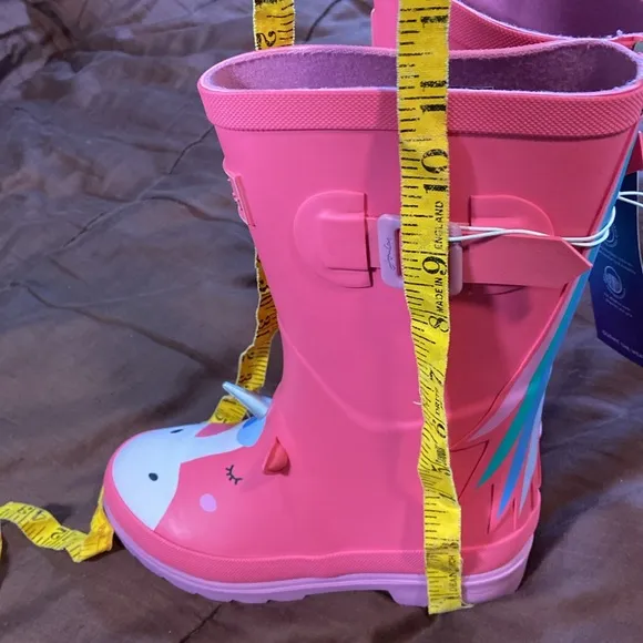 Girl’s Rain Boots by Joules Brand.  NWT!