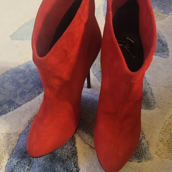 Giuseppe Zanotti Red Suede Ankle Boots
