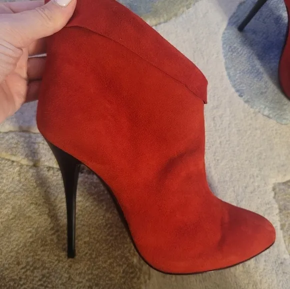 Giuseppe Zanotti Red Suede Ankle Boots