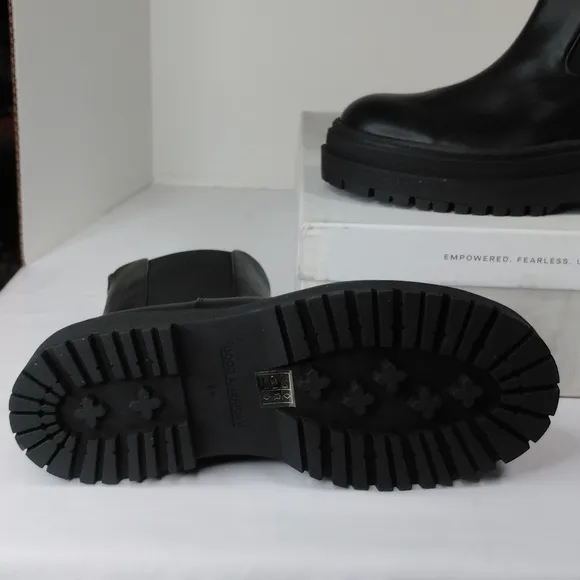 Good American Chelsea Black Leather Pull-on Chunky Platform Combat Boots NIB