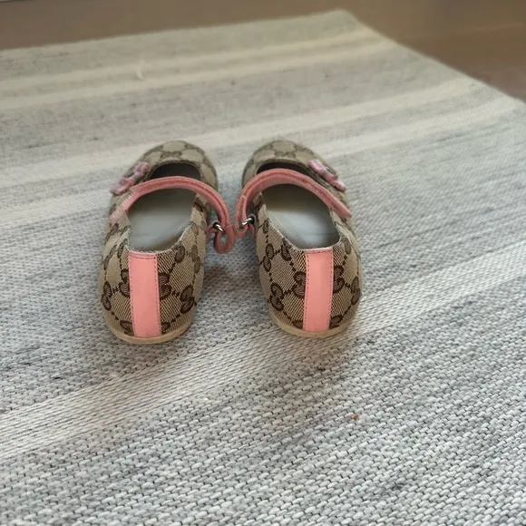 Gucci Brown and Pink Dress Shoes with Mary Jane Style and Distinctive Pattern