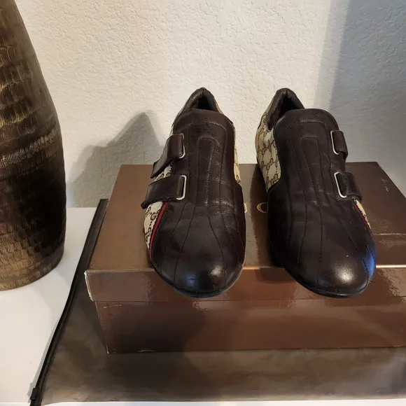 Gucci Men's GG Brown Leather Shoes