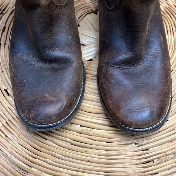HARLEY- DAVIDSON LEATHER ANKLE BOOTS SIZE 6