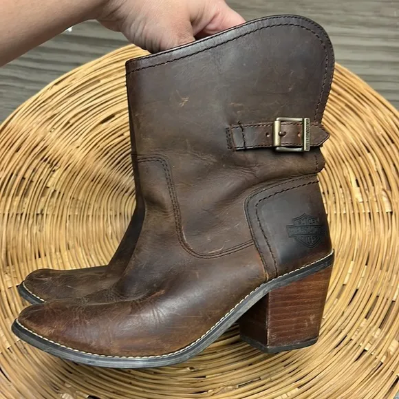 HARLEY- DAVIDSON LEATHER ANKLE BOOTS SIZE 6