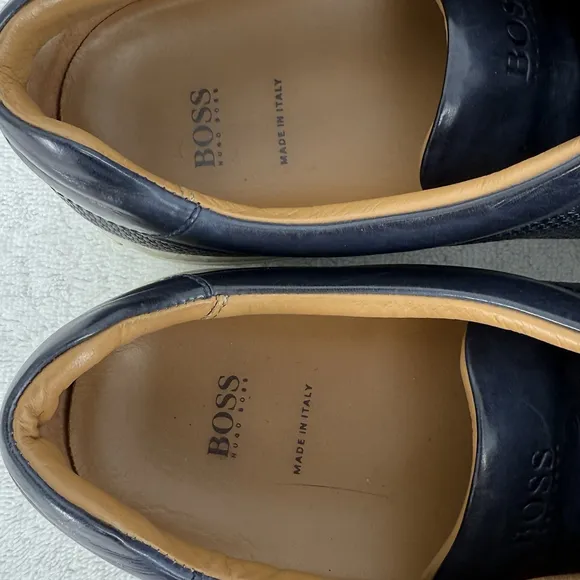 Hugo Boss Men's Made in Italy Navy Blue Leather Sneakers Size 43 (US 10)