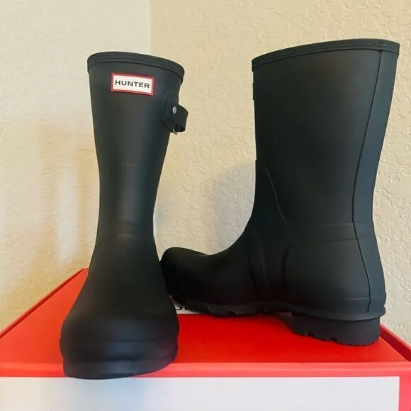 HUNTER Original Short Waterproof Rain Boot, Rubber Black, Sizes 9 - 13, NWT