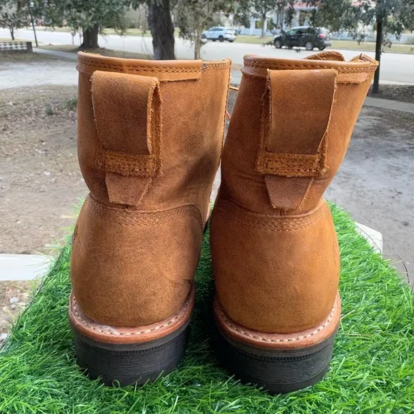 I wore these twice they are to small for me The product is a pair of Timberland