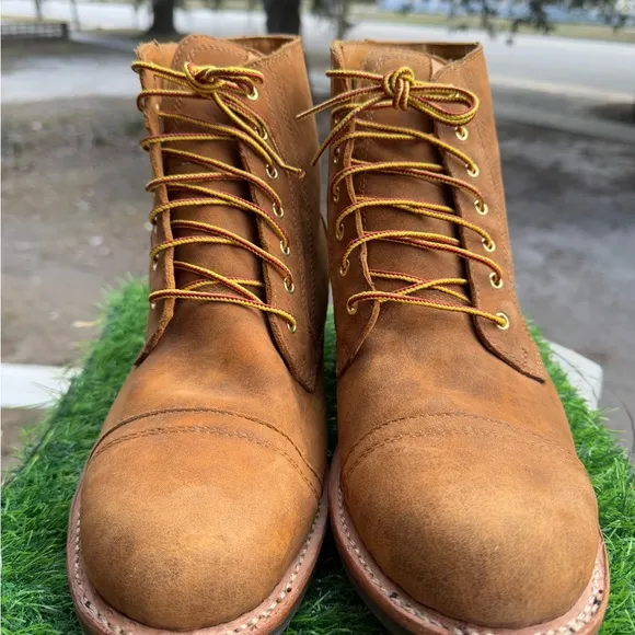 I wore these twice they are to small for me The product is a pair of Timberland