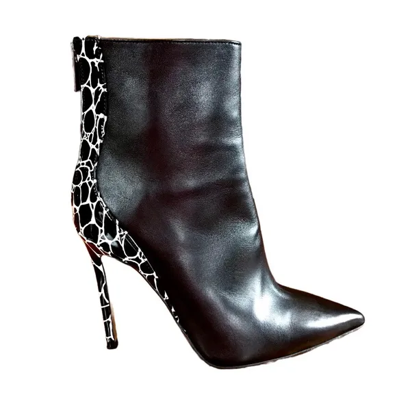 IDENTITA BLACK &amp; WHITE ANIMAL PRINT BACK &quot;CANDICE&quot; STILETTO HEEL BOOTS (37)