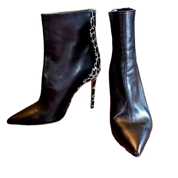 IDENTITA BLACK &amp; WHITE ANIMAL PRINT BACK &quot;CANDICE&quot; STILETTO HEEL BOOTS (37)