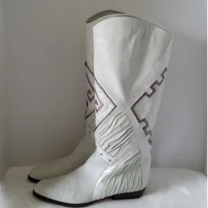I.magnin Design Studio Leather Vintage White Embroidered Studs Boots NIB 8.5-9