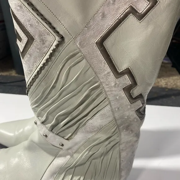 I.magnin Design Studio Leather Vintage White Embroidered Studs Boots NIB 8.5-9