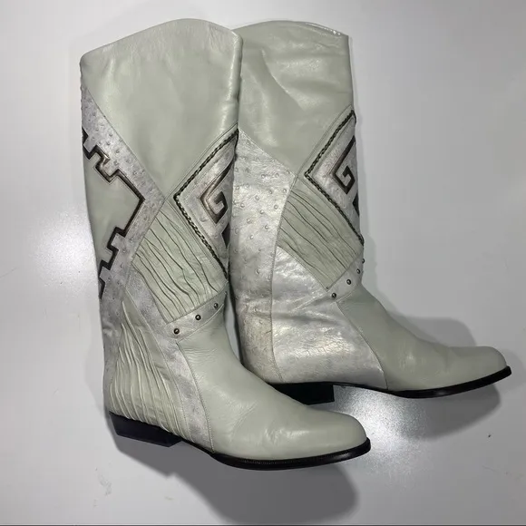 I.magnin Design Studio Leather Vintage White Embroidered Studs Boots NIB 8.5-9