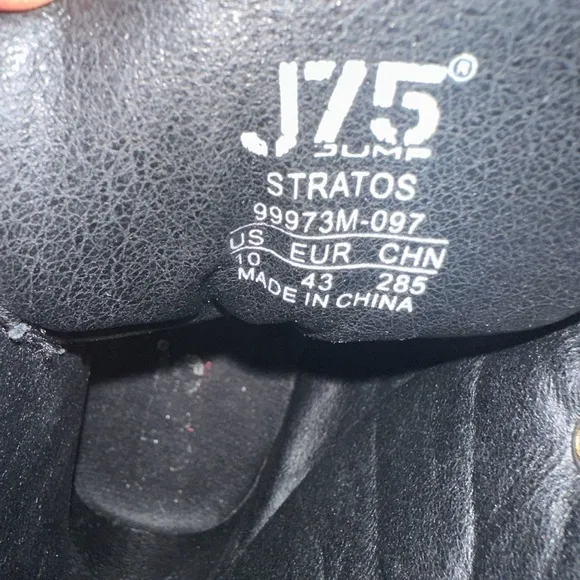 J75 SPIKE JUMP BOOTS