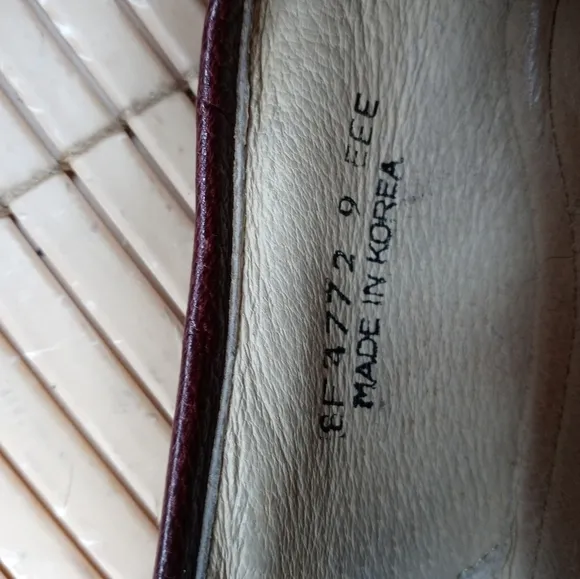 Jarman Men Dress Shoes with Super Soft Genuine Kidskin Uppers Size 9EEE Burgundy