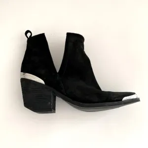 Jeffrey Campbell Black Suede Ankle Boots with Silver Accents 7.5 Western Boho