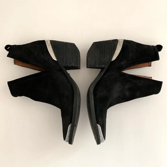 Jeffrey Campbell Black Suede Ankle Boots with Silver Accents 7.5 Western Boho