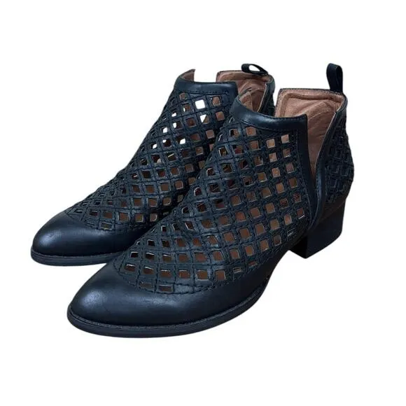 Jeffrey Campbell Taggart Open Weave Ankle Booties Black Leather Boots Size 9