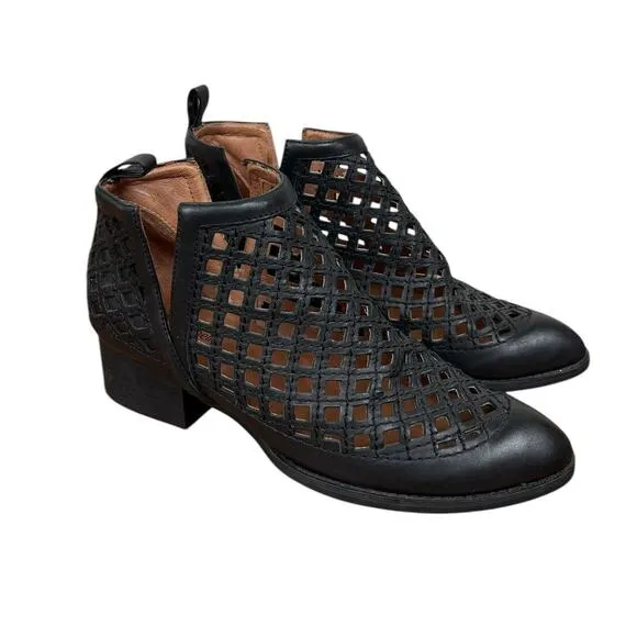 Jeffrey Campbell Taggart Open Weave Ankle Booties Black Leather Boots Size 9
