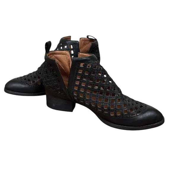 Jeffrey Campbell Taggart Open Weave Ankle Booties Black Leather Boots Size 9