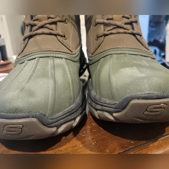 John Deere: Skechers Slip-ins Waterproof Boots - Swamper Men's Aize 11.5