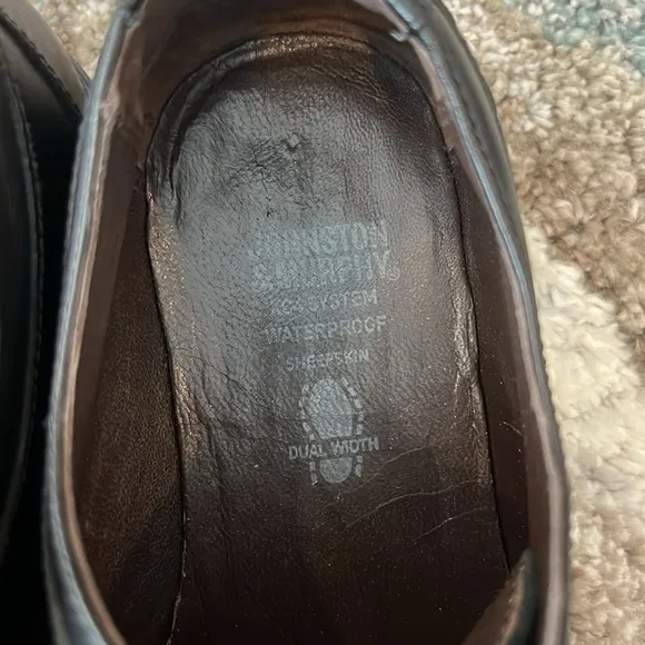 Johnston &amp; Murphy XC4 Men’s dress shoes- barely worn