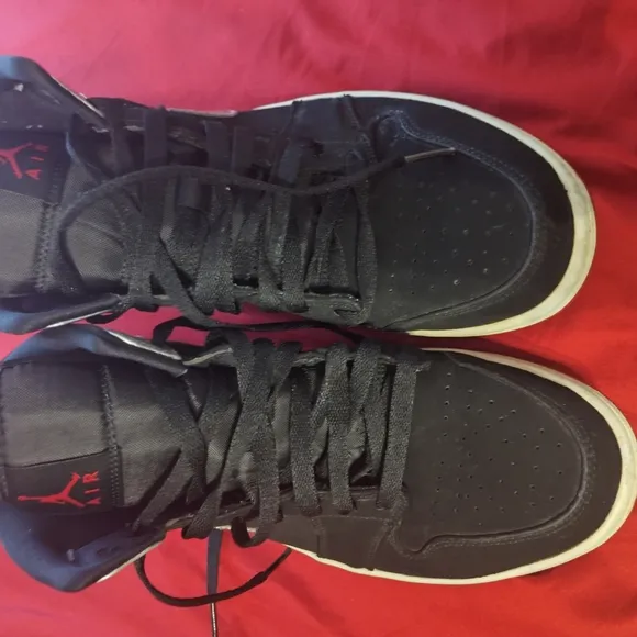 Jordan Athletic Shoes Black and Red
