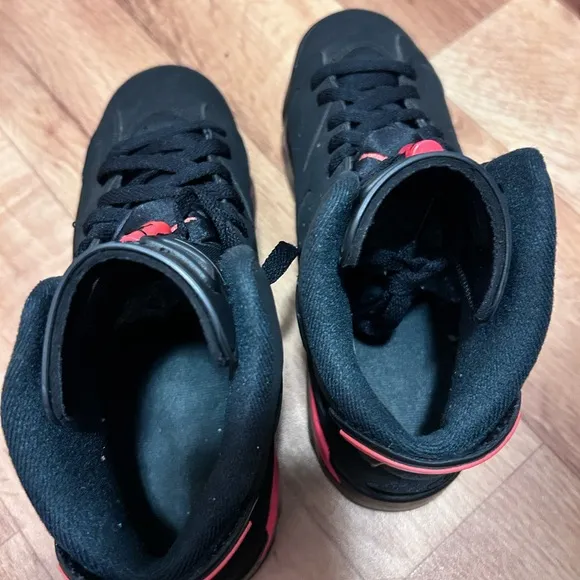 Jordan Kids youth Black and Red Sneakers