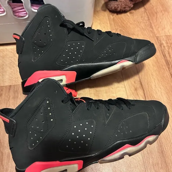 Jordan Kids youth Black and Red Sneakers