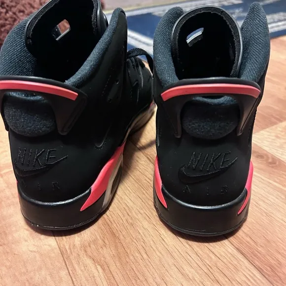 Jordan Kids youth Black and Red Sneakers