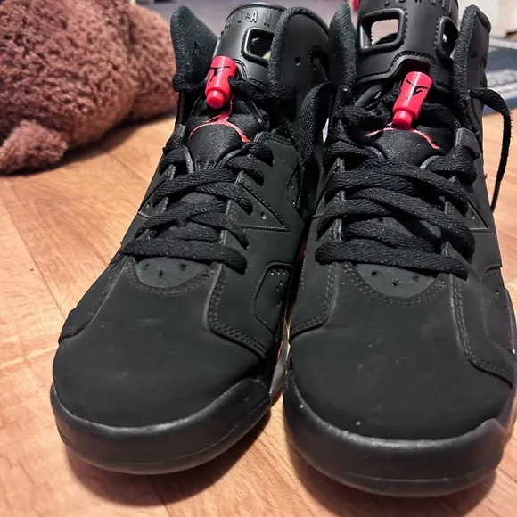 Jordan Kids youth Black and Red Sneakers
