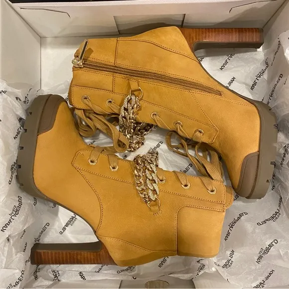 Karl Lagerfeld Paris Victoria Tan Nubuck Ankle Boots Bootie Shoes 6, 6.5, 10 NEW