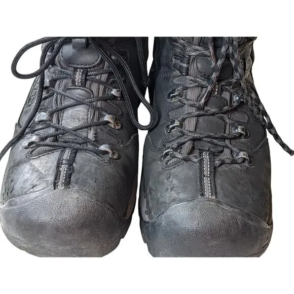 KEEN Boots Utility Mens 9.5 EE Black Steel Toe Workwear Slip Resistant F2413-18