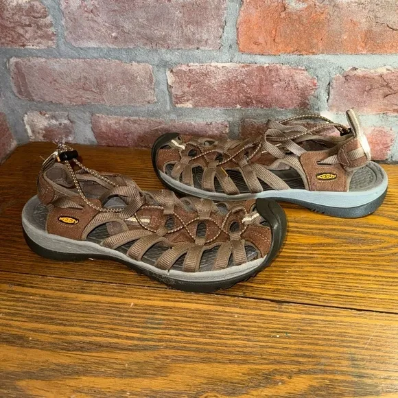 KEEN Whisper Brown Waterproof Sandals Womens Size 10 Shoes Outdoor Hiking