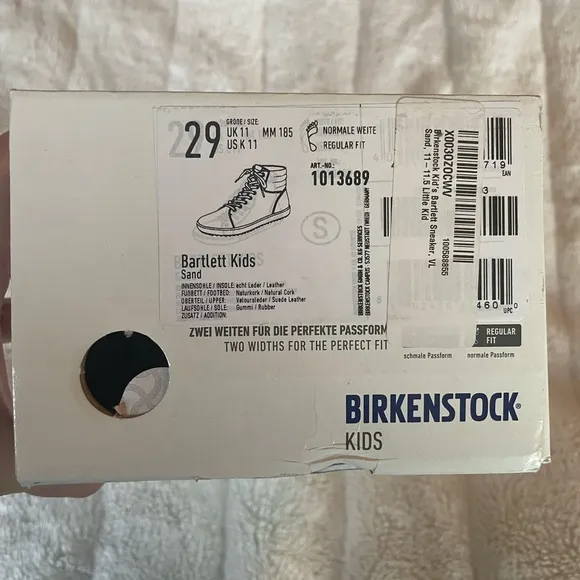 Kids Bartlett Birkenstock Boots size 11-11.5 New in Box Suede Sand