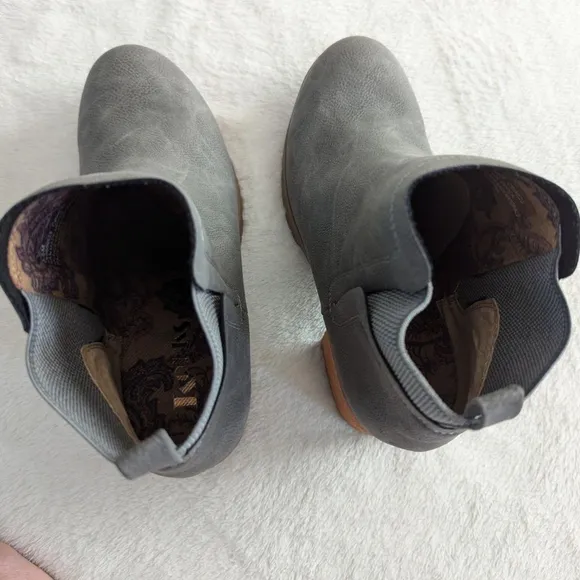 Kork-Ease Elsie Boots Gray Size 9.5