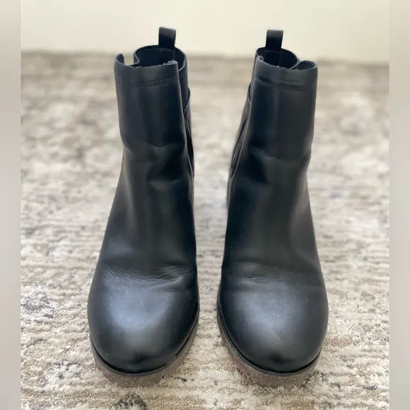 KORK-EASE Womens Black Leather Ankle Heel Chelsea Boots Size 11 M