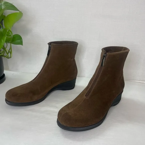 LA CANADIENNE SHIANE BOOT BROWN‎ WATERPROOF WEDGE 9.5M