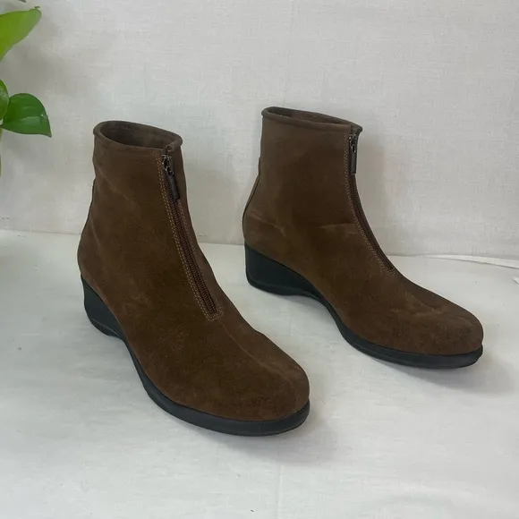 LA CANADIENNE SHIANE BOOT BROWN‎ WATERPROOF WEDGE 9.5M