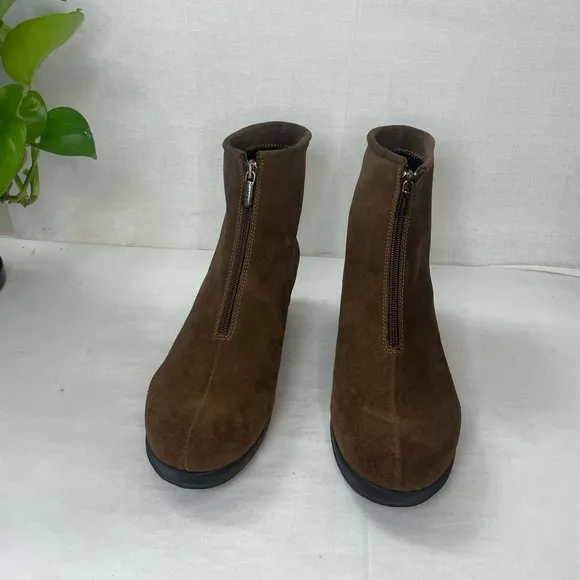 LA CANADIENNE SHIANE BOOT BROWN‎ WATERPROOF WEDGE 9.5M