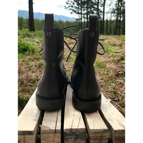 Lafayette 148 New YorkBayley Calfskin Leather Boots Size 9.5 (40)