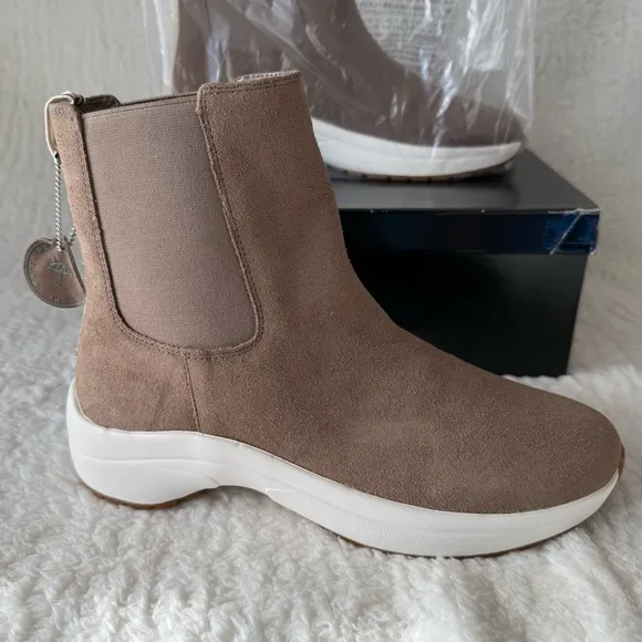 Lauren Ralph Lauren Rylee Suede Chelsea Boots, Tan, Size Women's US 9.5B