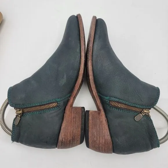 Liberty Black Booties Women's Size 7.5 Teal Leather Side Zipper Boots 711137