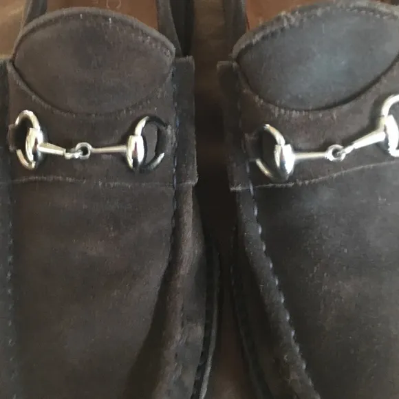 Lk NW GUCCI Classic Brown Suede Horse Bit Loafers