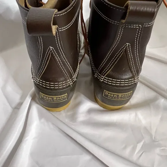 L.L. Bean Men's 8” Tumbled Leather Bean Boot Size 11
