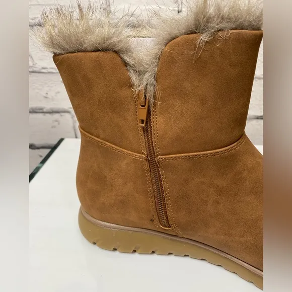 London Fog Brown Faux Fur Fleece Lined Boots size 9