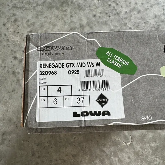 LOWA RENEGADE GTX MID W Hiking Boots - US 6