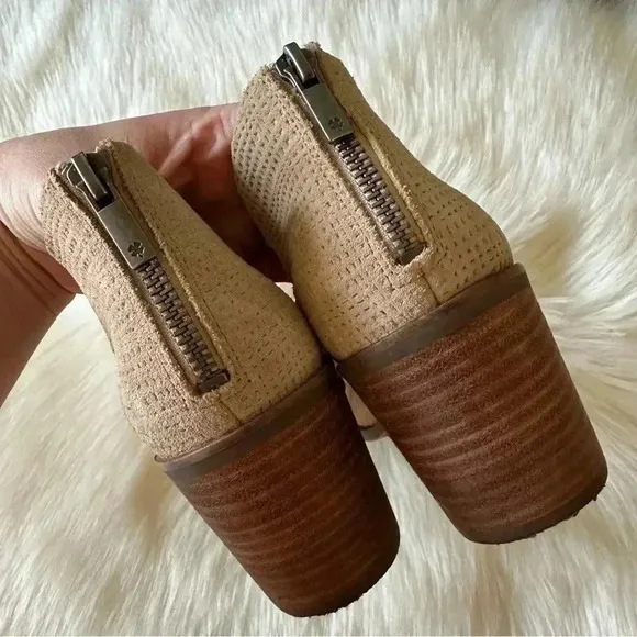 Lucky Brand Powe Suede Ankle Boots Shoes Sz 8.5