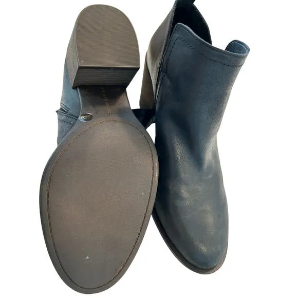 Lucky Brand Women's Branndi Bootie Ankle Boot - Size 8, Sleek and Versatile