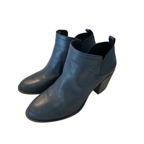 Lucky Brand Women's Branndi Bootie Ankle Boot - Size 8, Sleek and Versatile